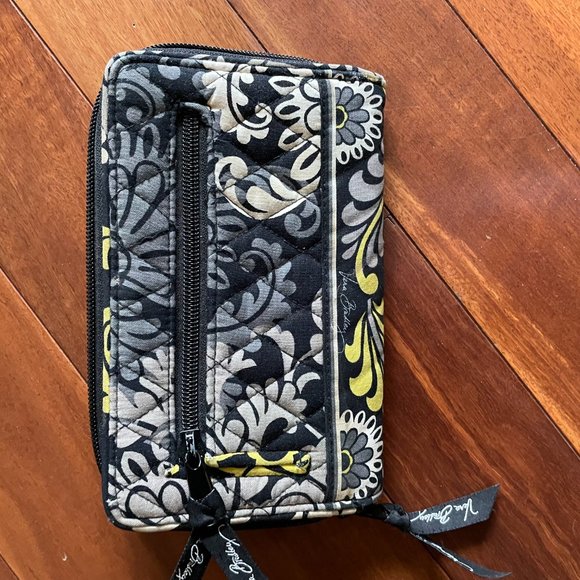 Vera Bradley | Baroque Pattern | Wallet - Picture 5 of 6
